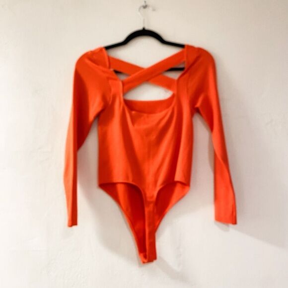 Anthropologie The Viv Long-Sleeve Bodysuit in Bright Red XL NWT - Picture 3 of 9